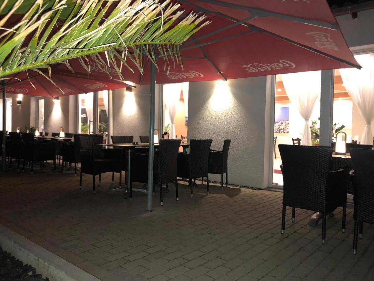 Hotel Restaurant Nikopolis Buchholz  Dış mekan fotoğraf