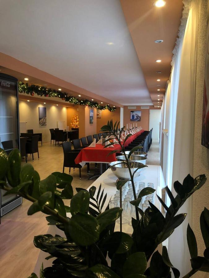 Hotel Restaurant Nikopolis Buchholz  Dış mekan fotoğraf